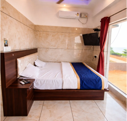 Best sea view room in Murudeshwara near temple and beach